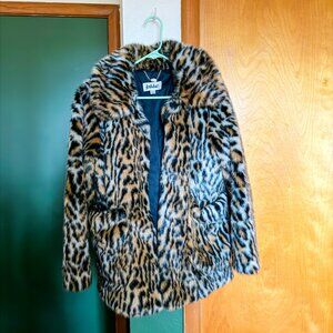 Jakke Leopard Faux Fur Coat (size 6)